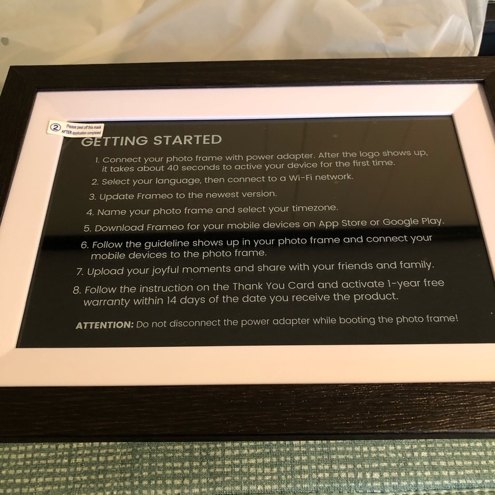 Digital Photo Frame with Black Border